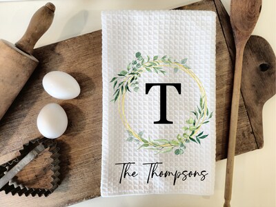 Monogram Leaf  Circle Frame Personalized Towel, Hand Towel, Kitchen Towel, Tea Towel - image2